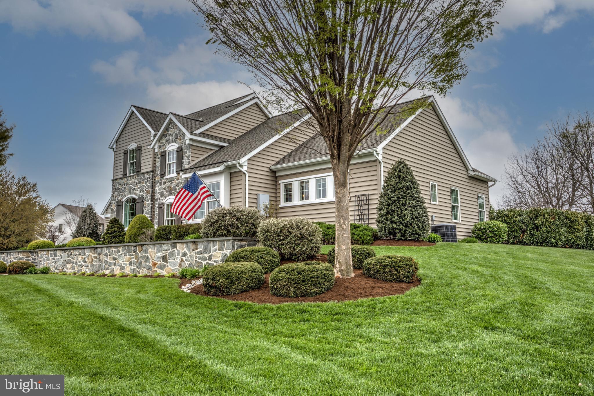 345 Harvest Drive Lititz, PA 17543 - Photo 8 of 112