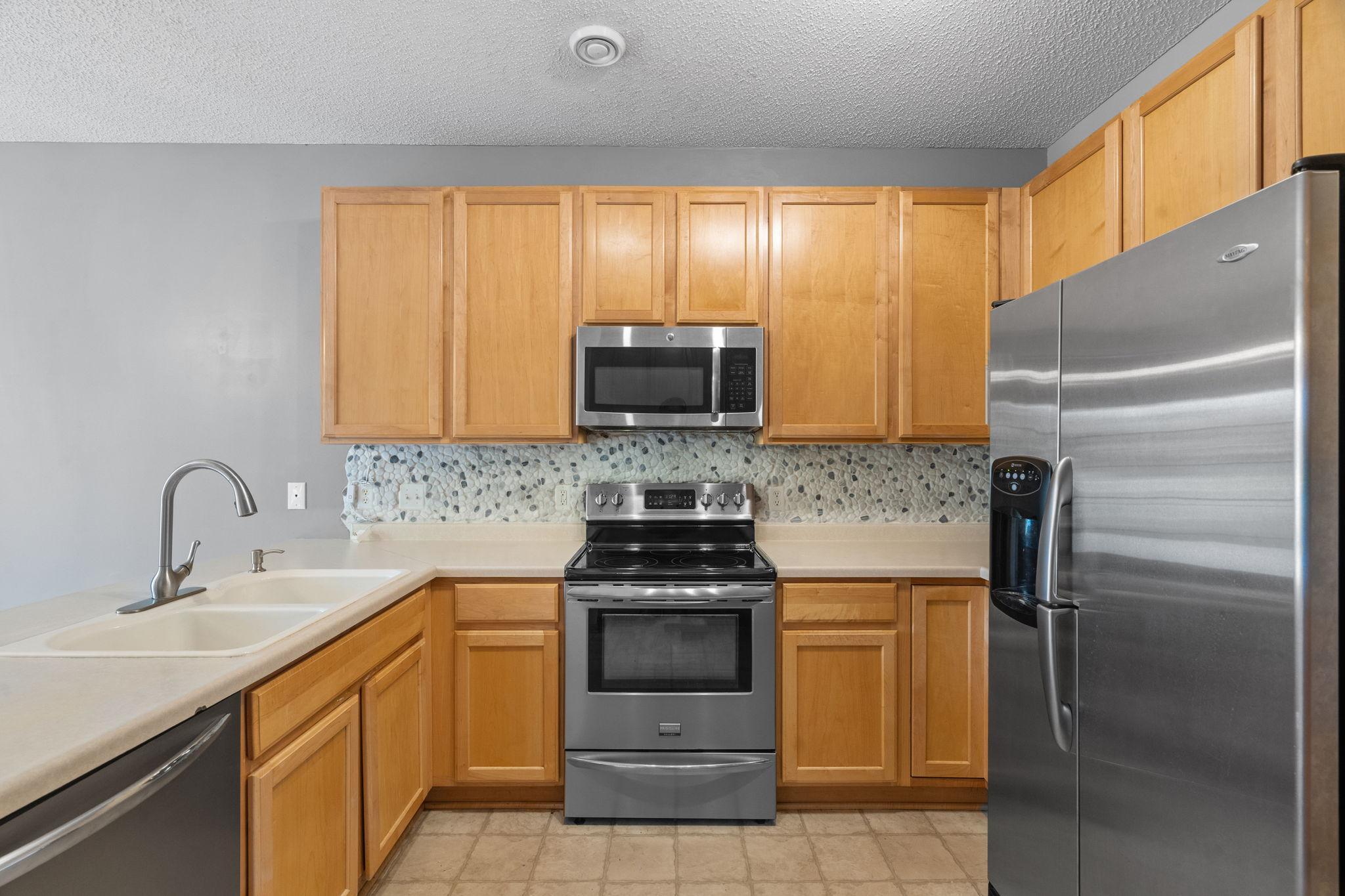 17716 Elm Road North Maple Grove, MN 55311 - Photo 6 of 20