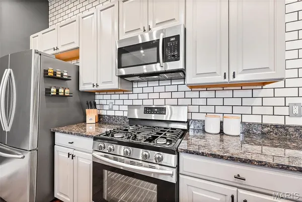 $292,500 | 4418 Connecticut Street, St. Louis, MO 63116