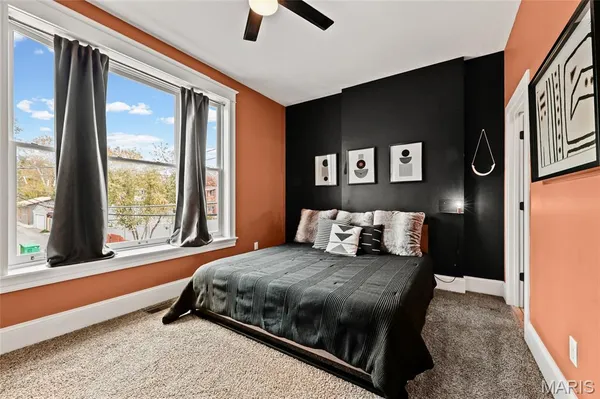 $292,500 | 4418 Connecticut Street, St. Louis, MO 63116