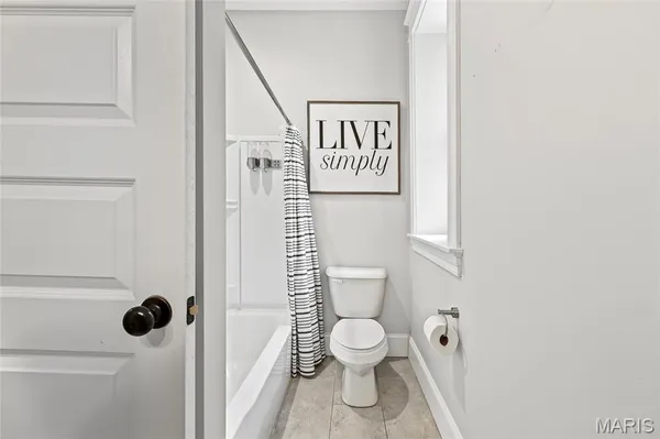 $292,500 | 4418 Connecticut Street, St. Louis, MO 63116