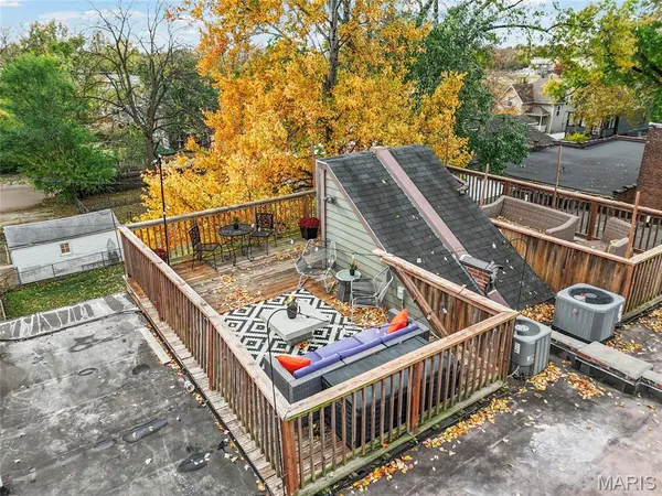 $292,500 | 4418 Connecticut Street, St. Louis, MO 63116