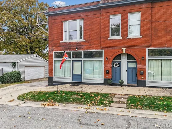 $292,500 | 4418 Connecticut Street, St. Louis, MO 63116