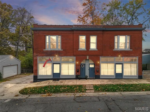 $292,500 | 4418 Connecticut Street, St. Louis, MO 63116