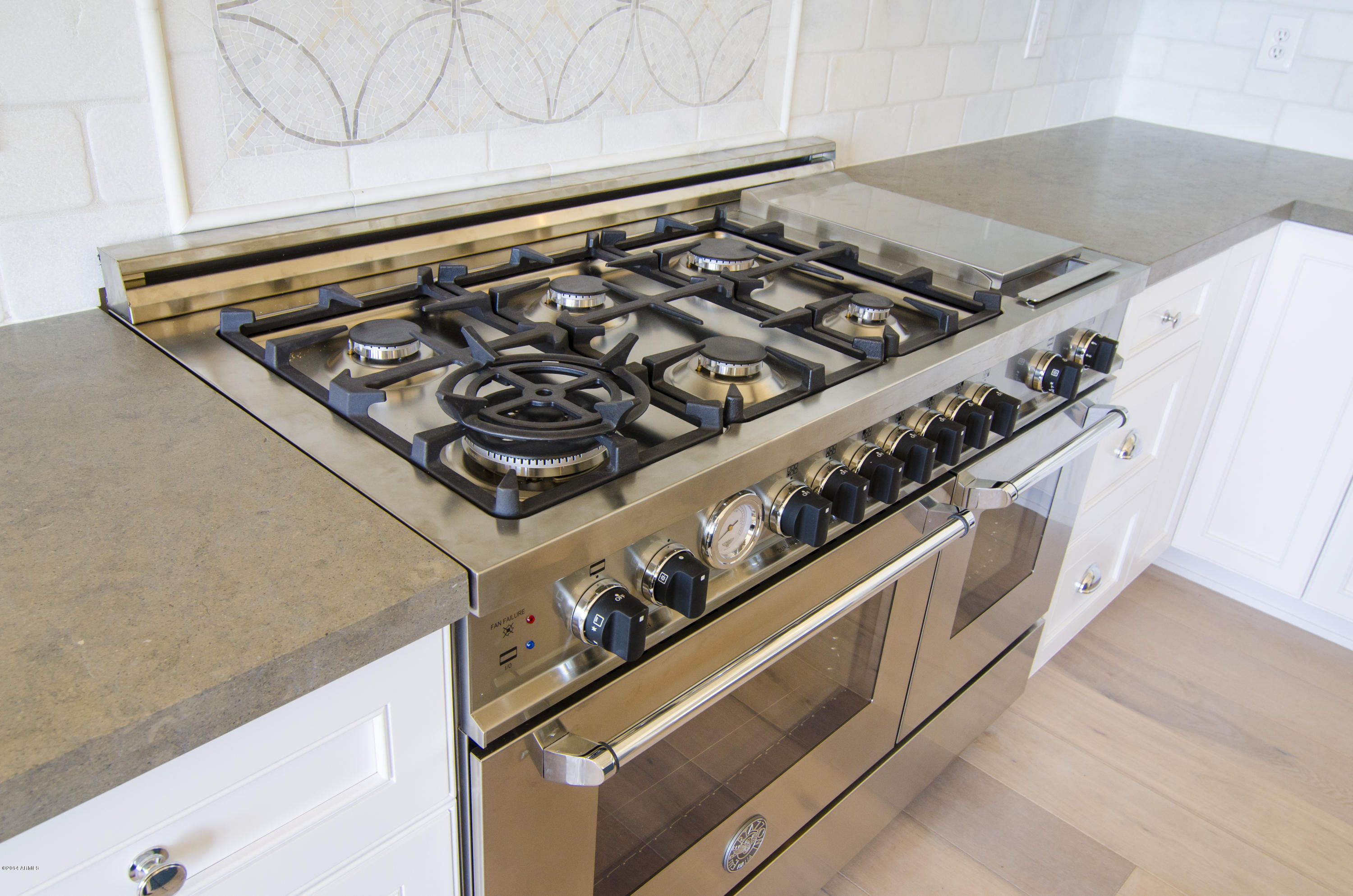 7929 East Chama Road Scottsdale, AZ 85255 - Photo 4 of 30 Double Ovens