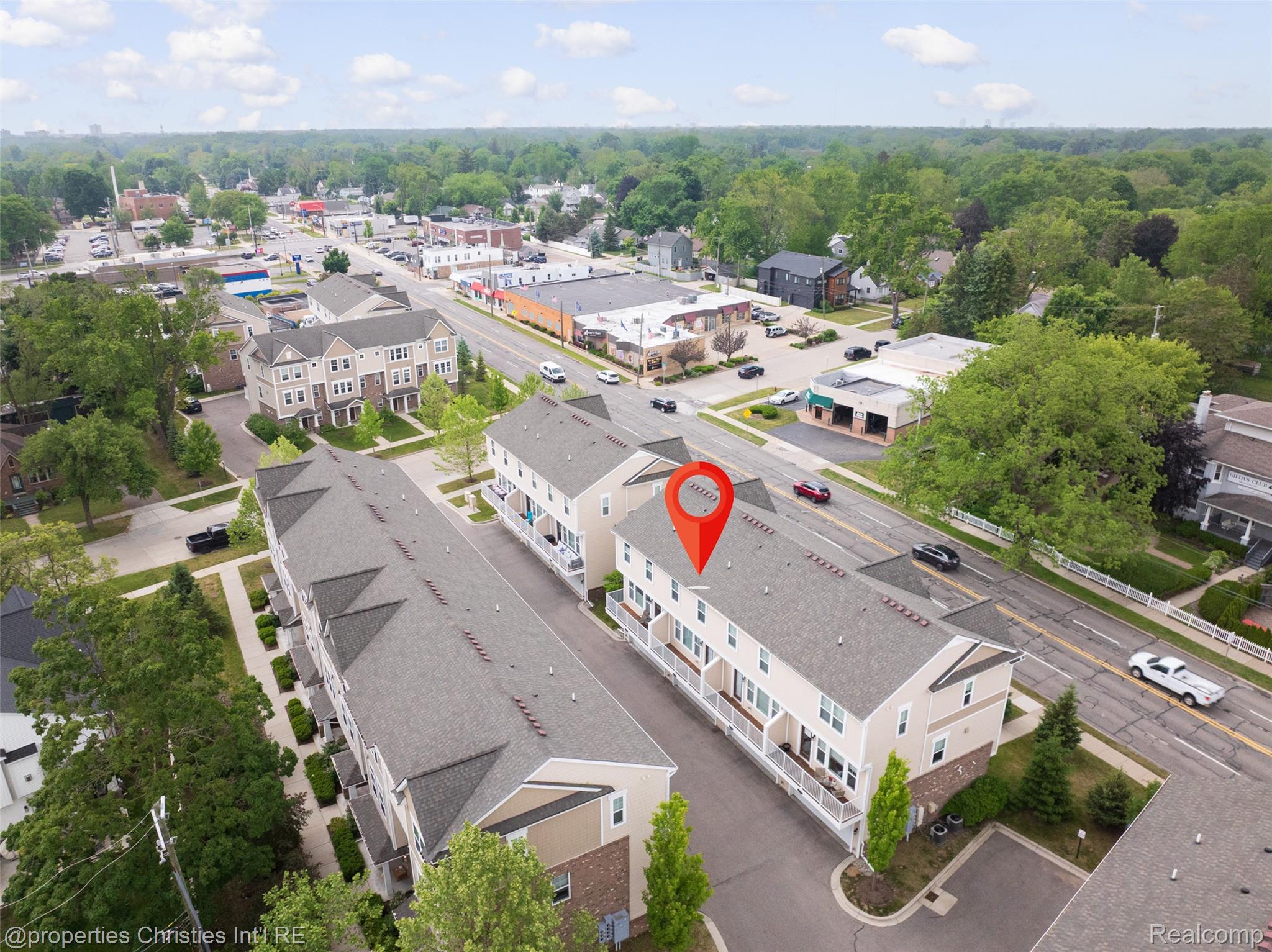 3538 South Rochester Road Royal Oak, MI 48073 - Photo 20 of 25 3538 S Rochester Rd 26.jpg
