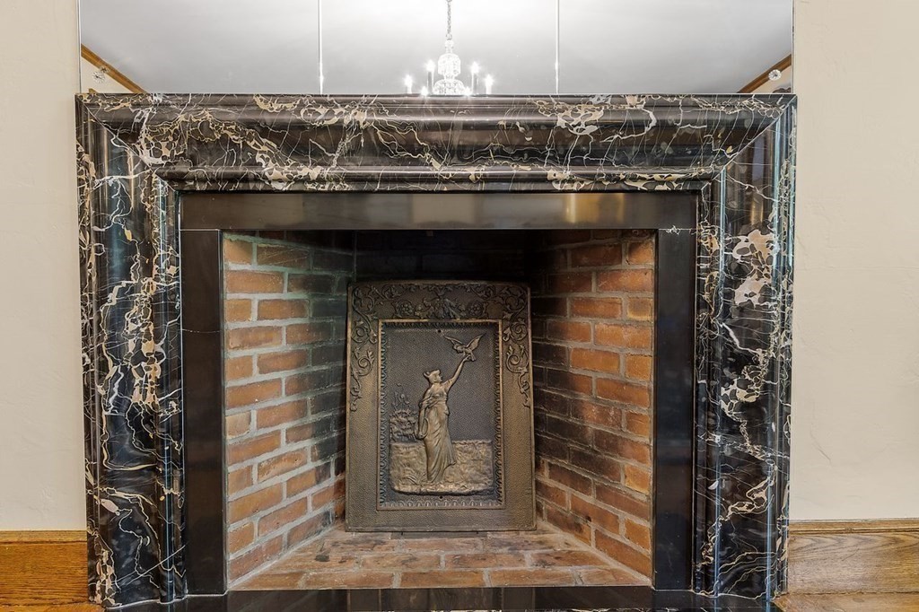 9 Aylesbury Road Worcester, MA 01609 - Photo 15 of 40 a close view of a fireplace