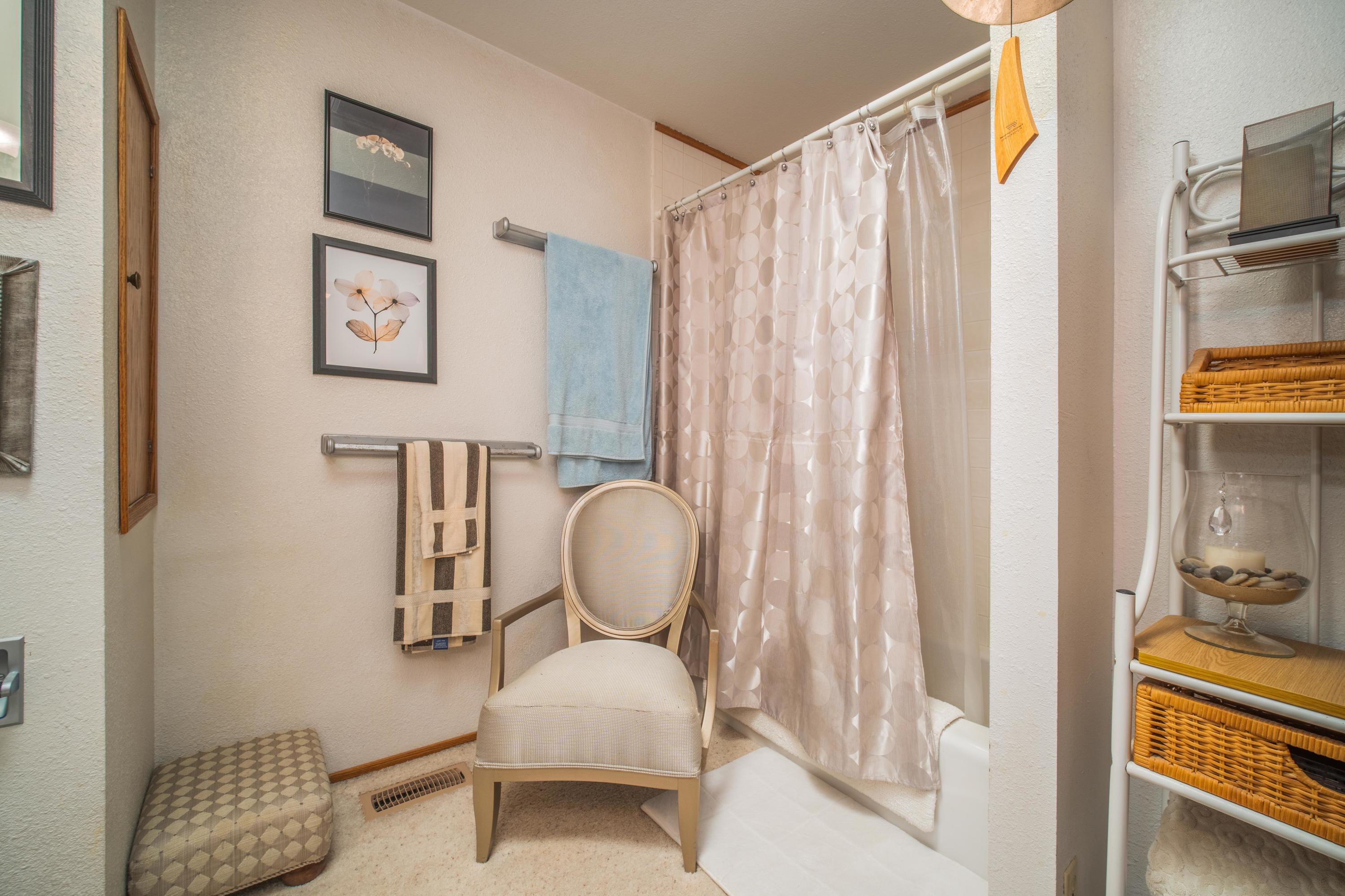 6796 Riata Drive Redding, CA 96002 - Photo 21 of 53 Untitled7-58