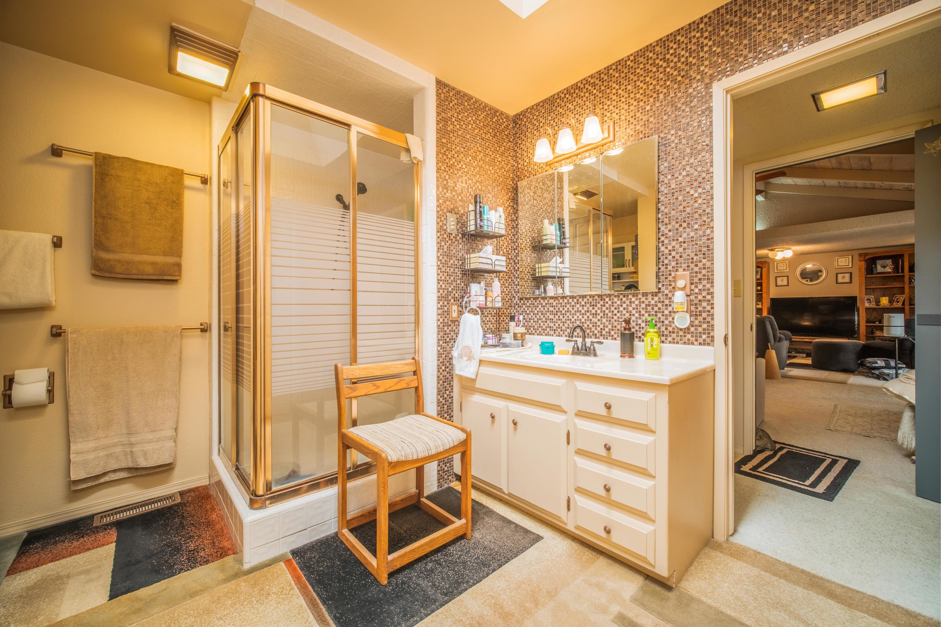 6796 Riata Drive Redding, CA 96002 - Photo 26 of 53 Untitled7-71