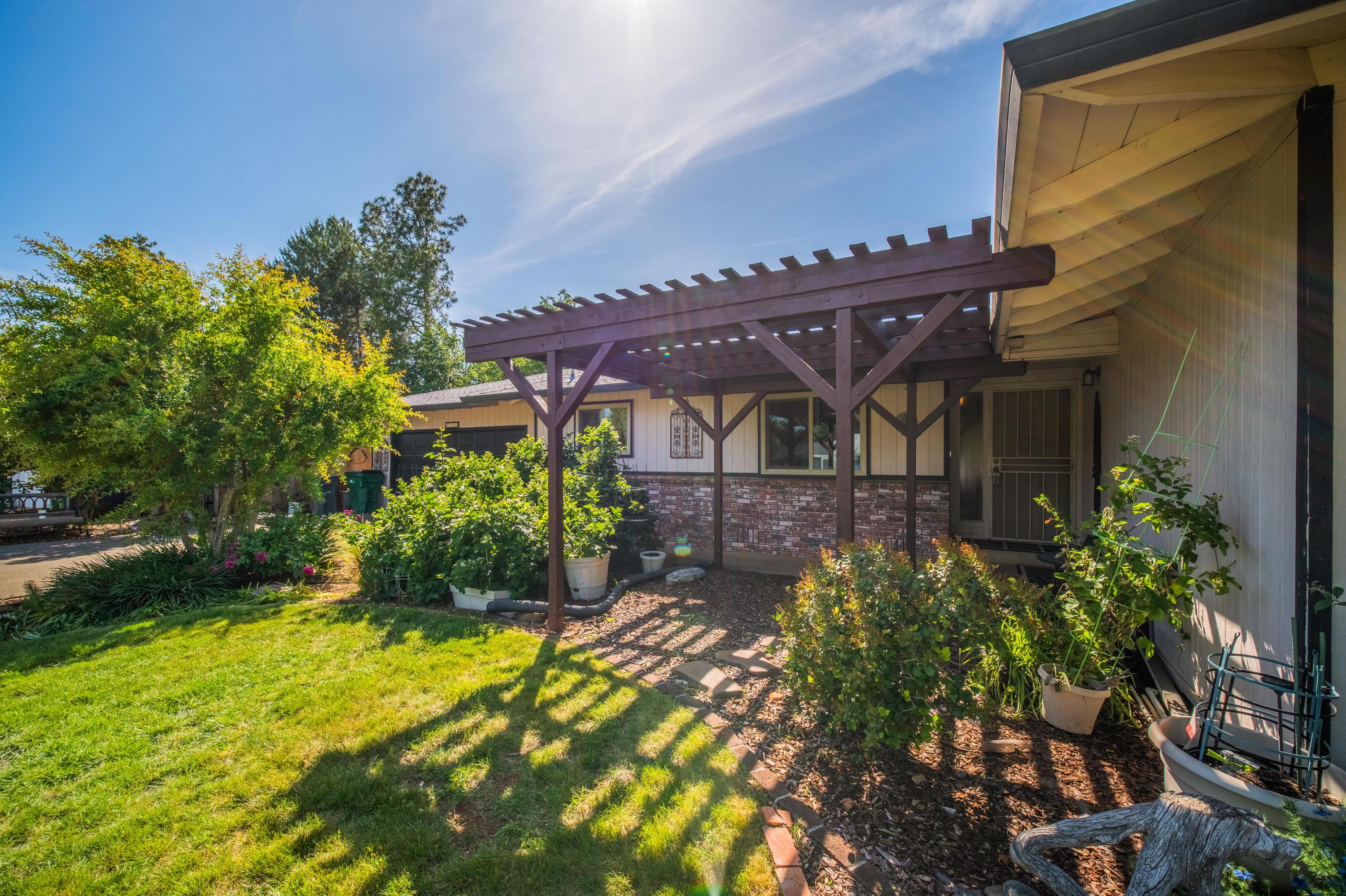 6796 Riata Drive Redding, CA 96002 - Photo 46 of 53 Untitled7-34