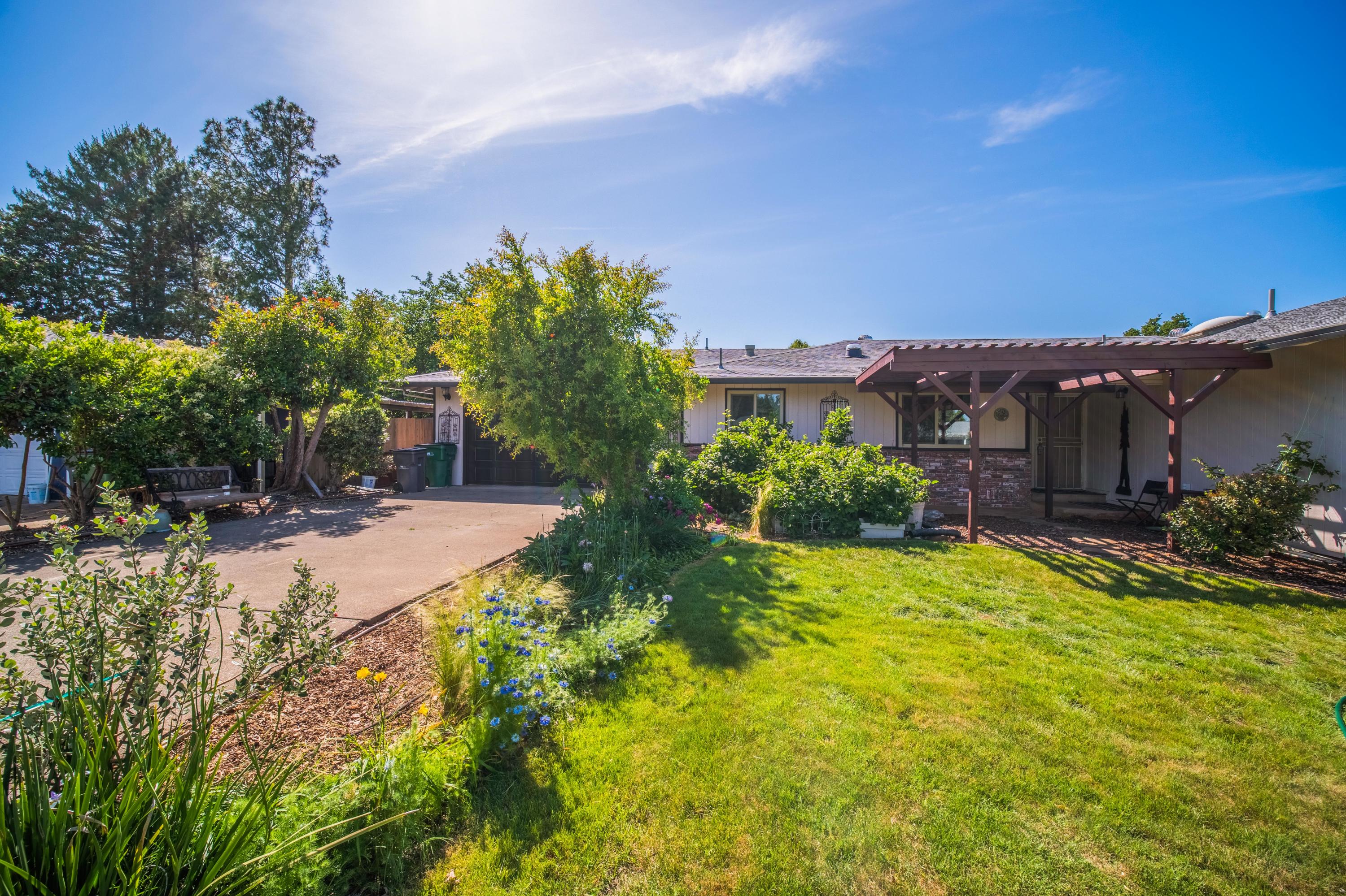 6796 Riata Drive Redding, CA 96002 - Photo 49 of 53 Untitled7-38