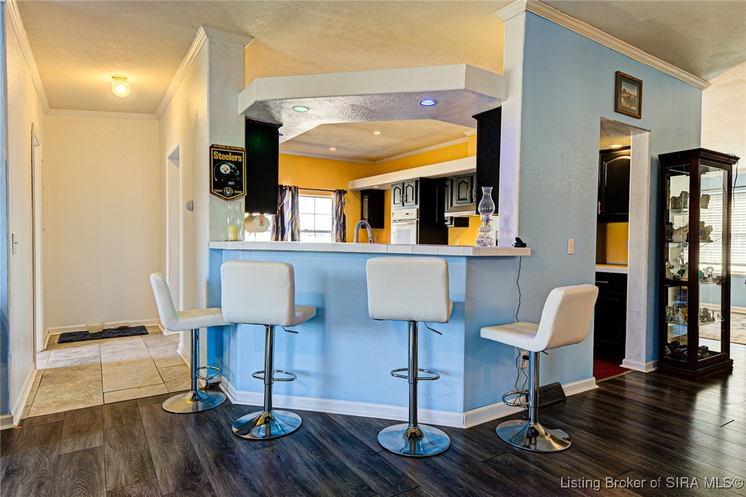 7227 Tunnel Mill Road Marysville, IN 47141 - Photo 14 of 43 Breakfast bar