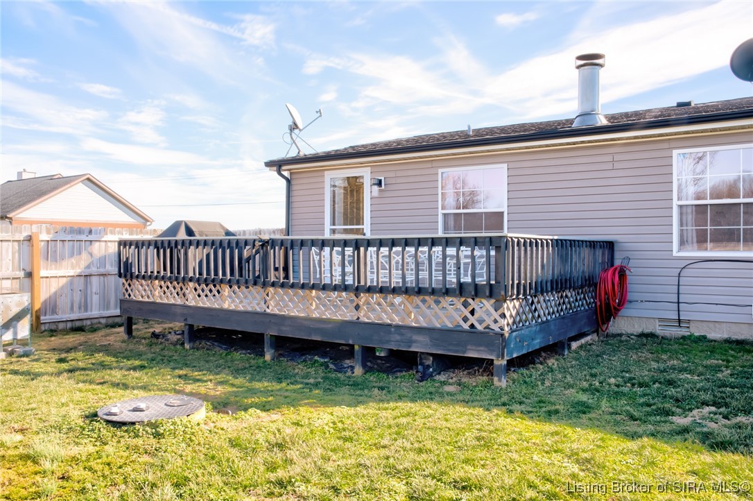 7227 Tunnel Mill Road Marysville, IN 47141 - Photo 37 of 43 Spacious deck