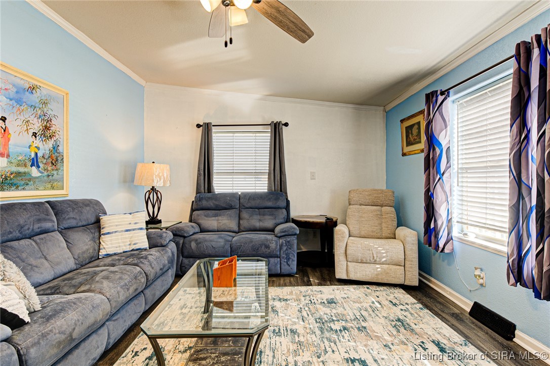 7227 Tunnel Mill Road Marysville, IN 47141 - Photo 6 of 43 Living room