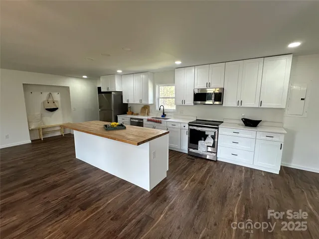 $420,000 | 6096 Highway 151, Jefferson, SC 29718