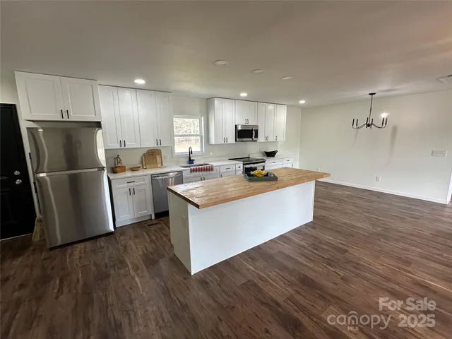 $420,000 | 6096 Highway 151, Jefferson, SC 29718