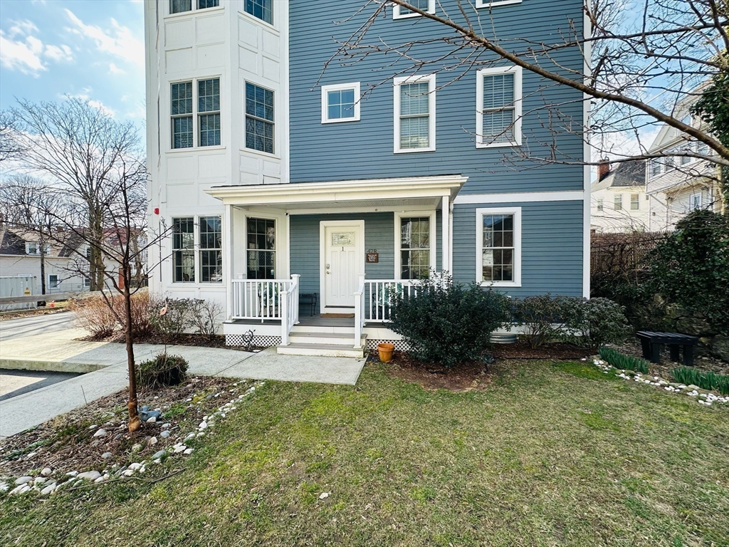 42 Olney Street, Unit 1R Boston, MA 02121 - Photo 20 of 21 a view of a house with backyard and sitting area