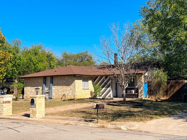 $229,990 | 5850 Cliffmont Drive, San Antonio, TX 78250