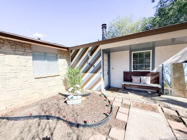 $229,990 | 5850 Cliffmont Drive, San Antonio, TX 78250