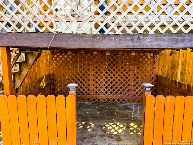 $229,990 | 5850 Cliffmont Drive, San Antonio, TX 78250