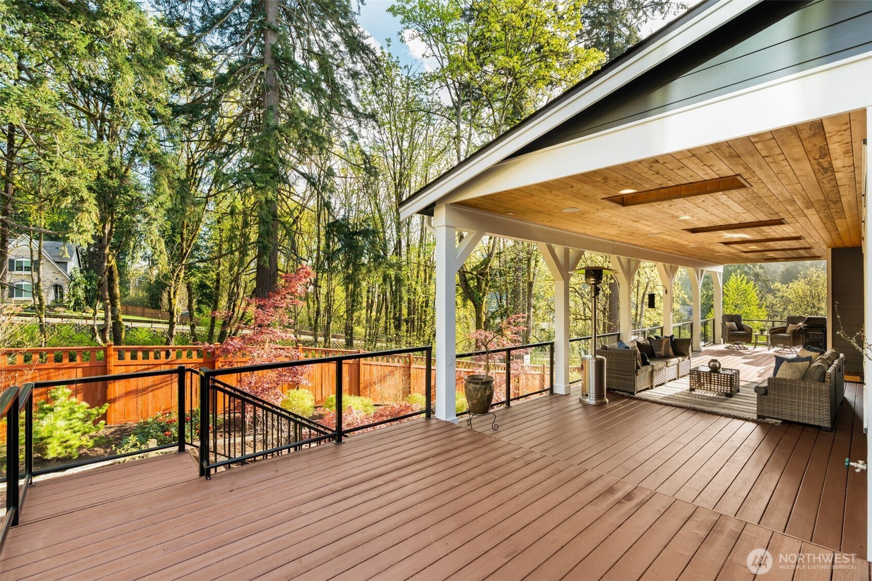 9919 Northeast 162nd Street Bothell, WA 98011 - Photo 38 of 40