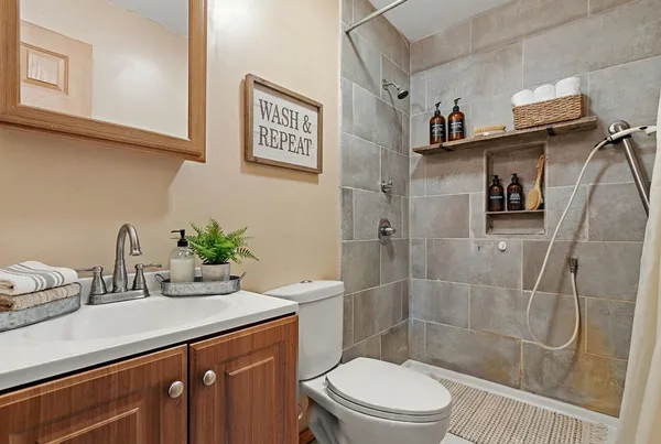 $217,900 | 2790 Cottonwood Court, Demotte, IN 46310