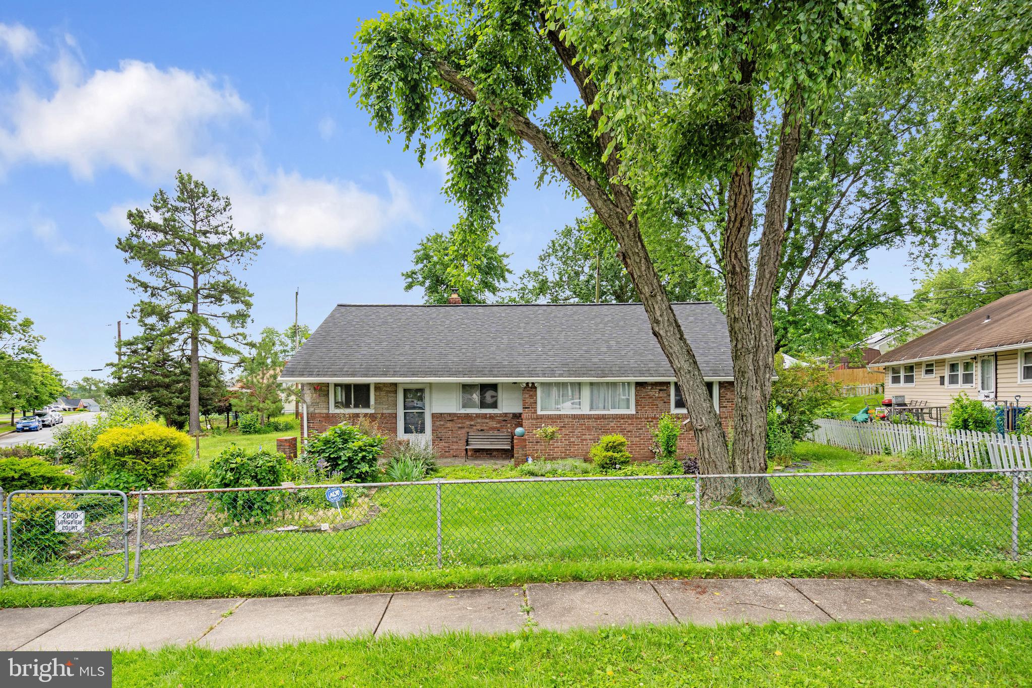 2000 Longview Court Baltimore, MD 21237 - Photo 1 of 33