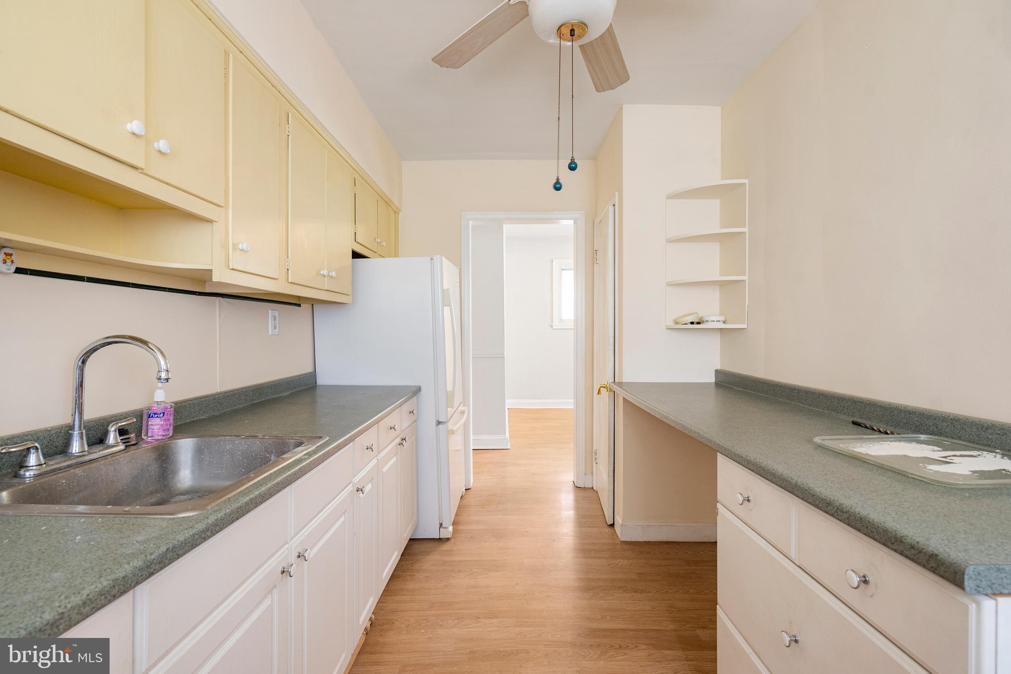 2000 Longview Court Baltimore, MD 21237 - Photo 13 of 33