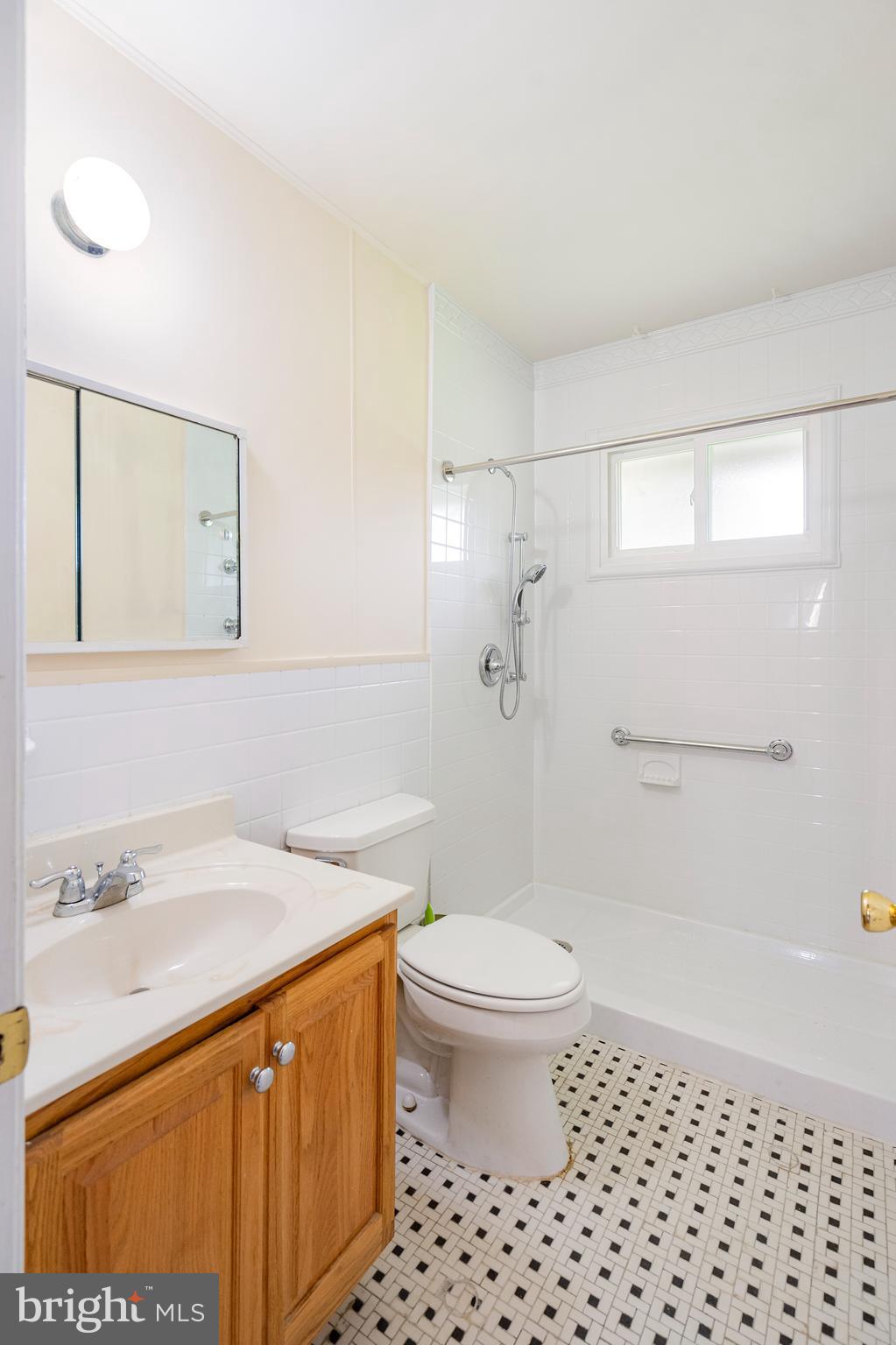 2000 Longview Court Baltimore, MD 21237 - Photo 25 of 33