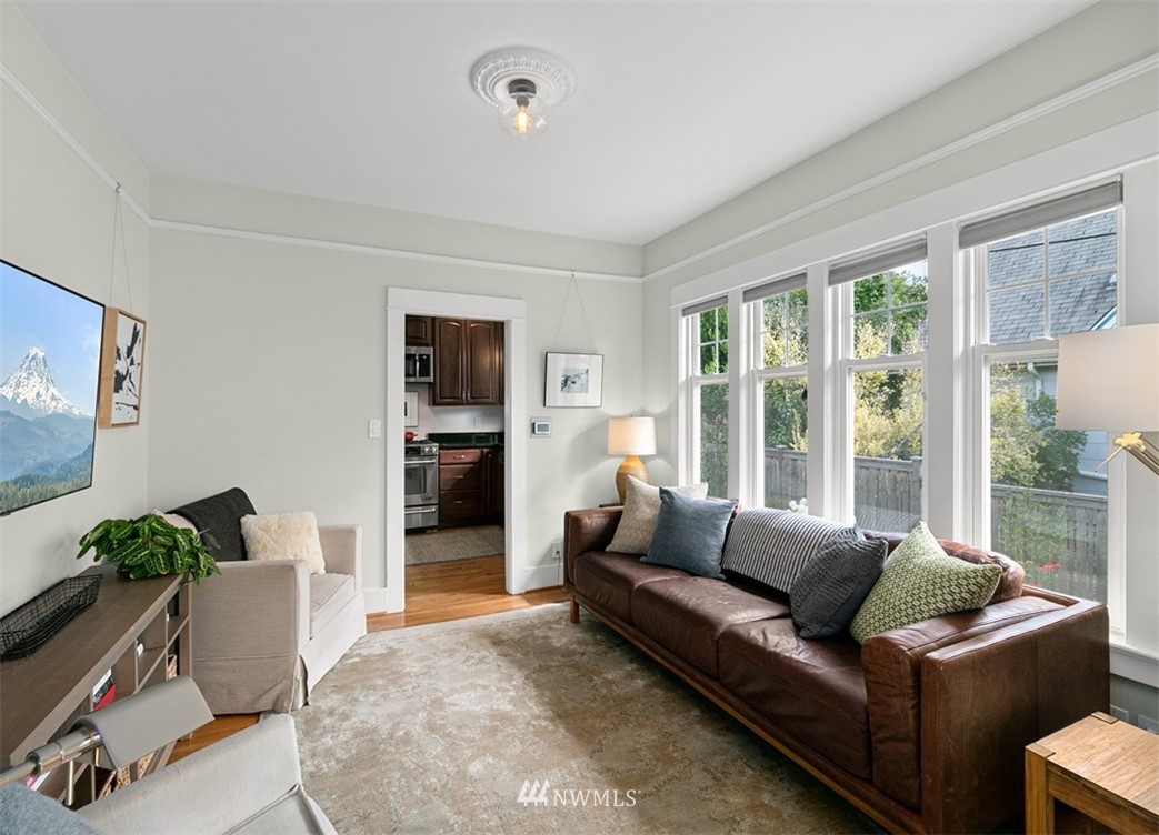 730 North 84th Street Seattle, WA 98103 - Photo 12 of 36 Gallery Image 12
