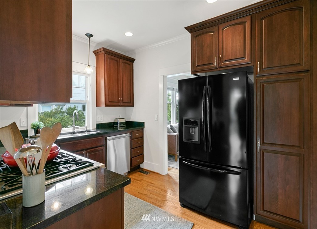 730 North 84th Street Seattle, WA 98103 - Photo 16 of 36 Gallery Image 16