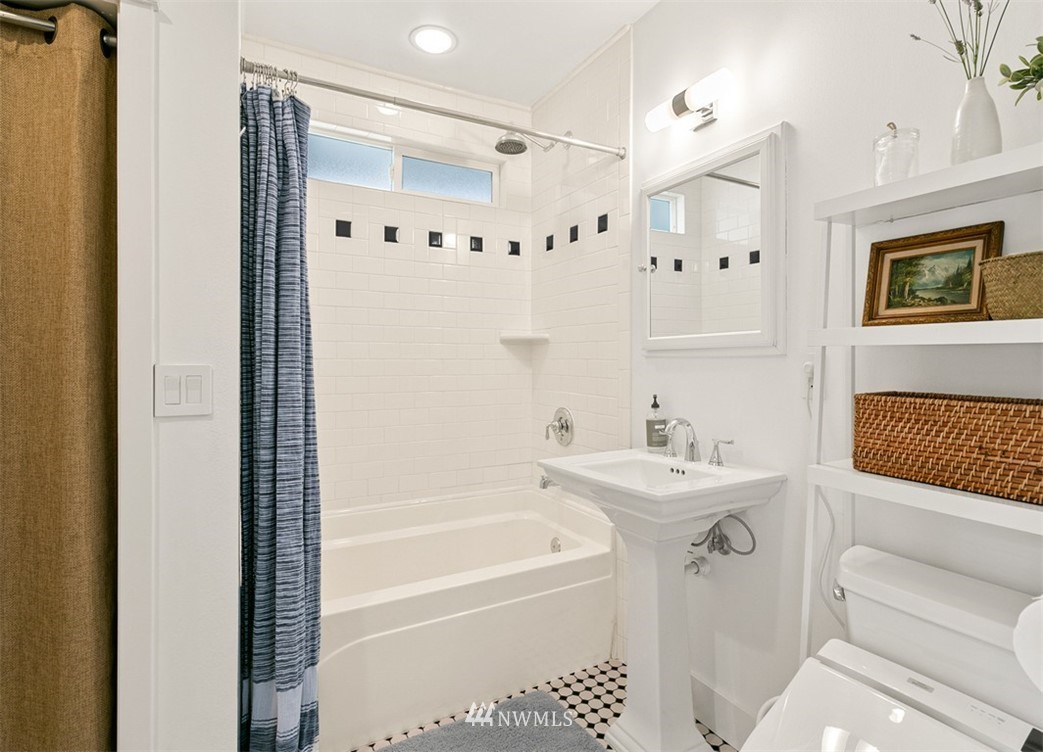 730 North 84th Street Seattle, WA 98103 - Photo 25 of 36 Gallery Image 25