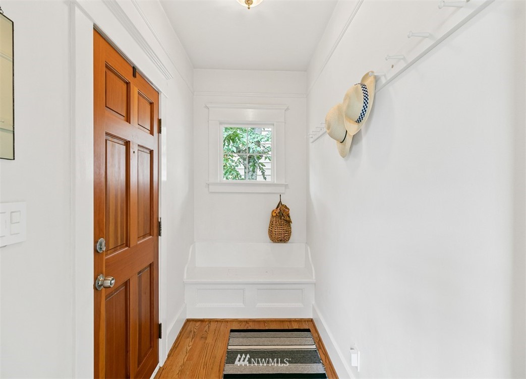 730 North 84th Street Seattle, WA 98103 - Photo 8 of 36 Gallery Image 8