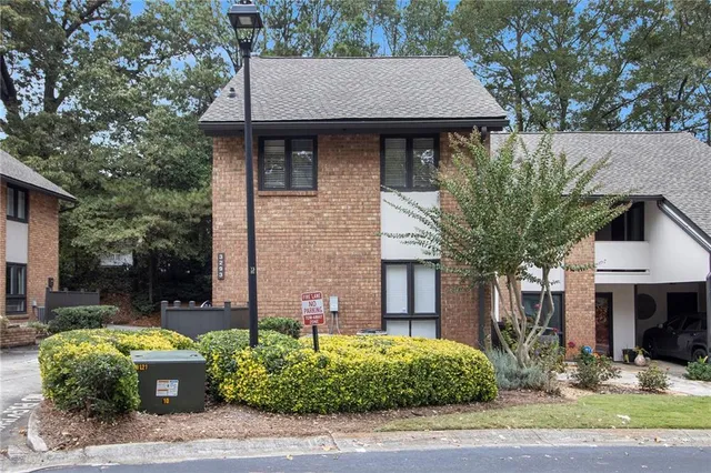 $329,000 | 3293 Clairmont N Northeast, Atlanta, GA 30329