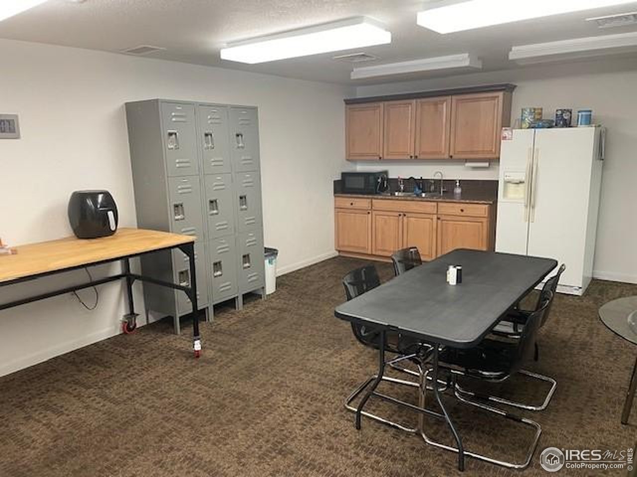 219 North Timberline Road Fort Collins, CO 80524 - Photo 3 of 5 Breakroom