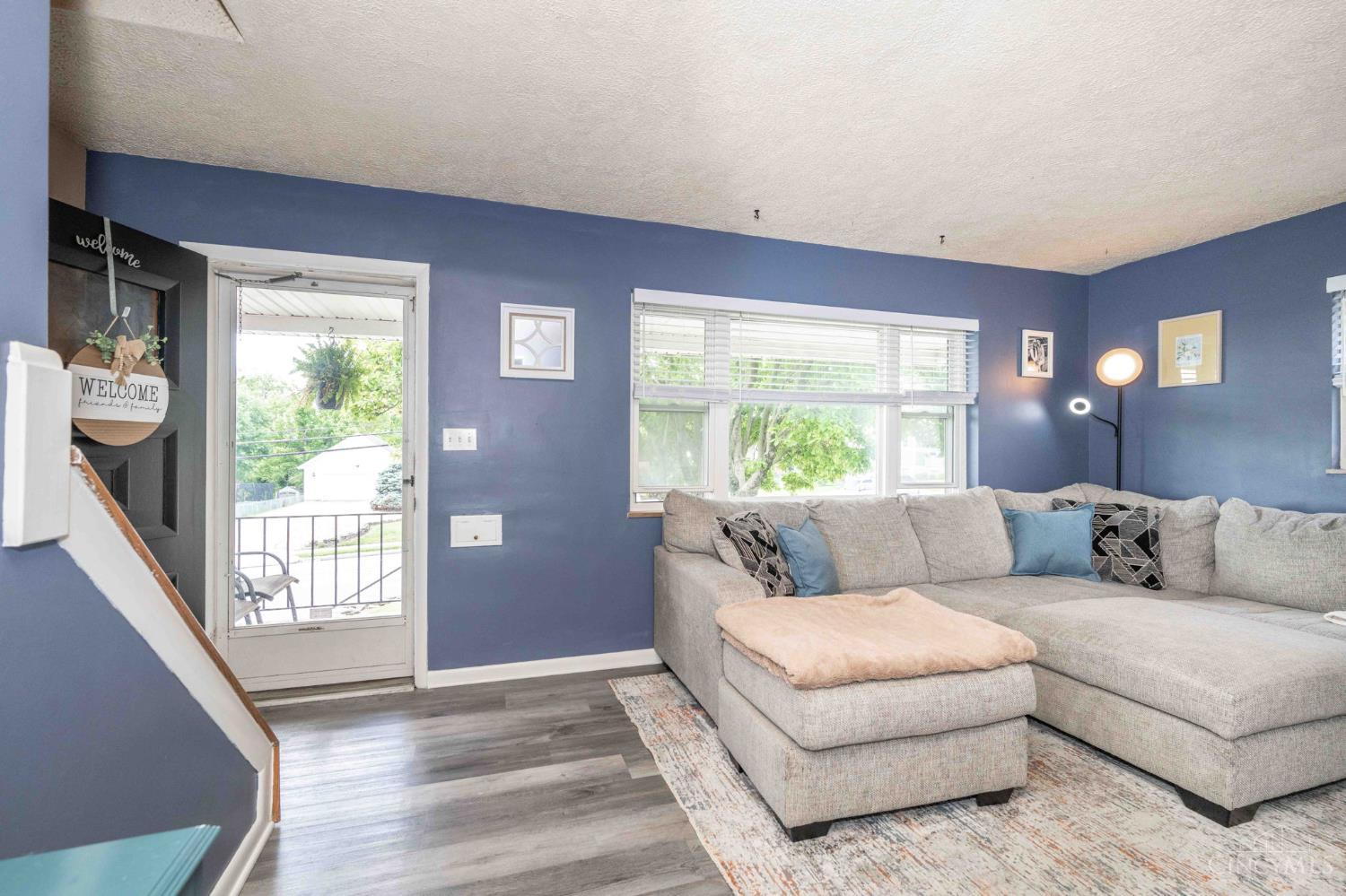 5542 Lawrence Road Cincinnati, OH 45248 - Photo 18 of 32