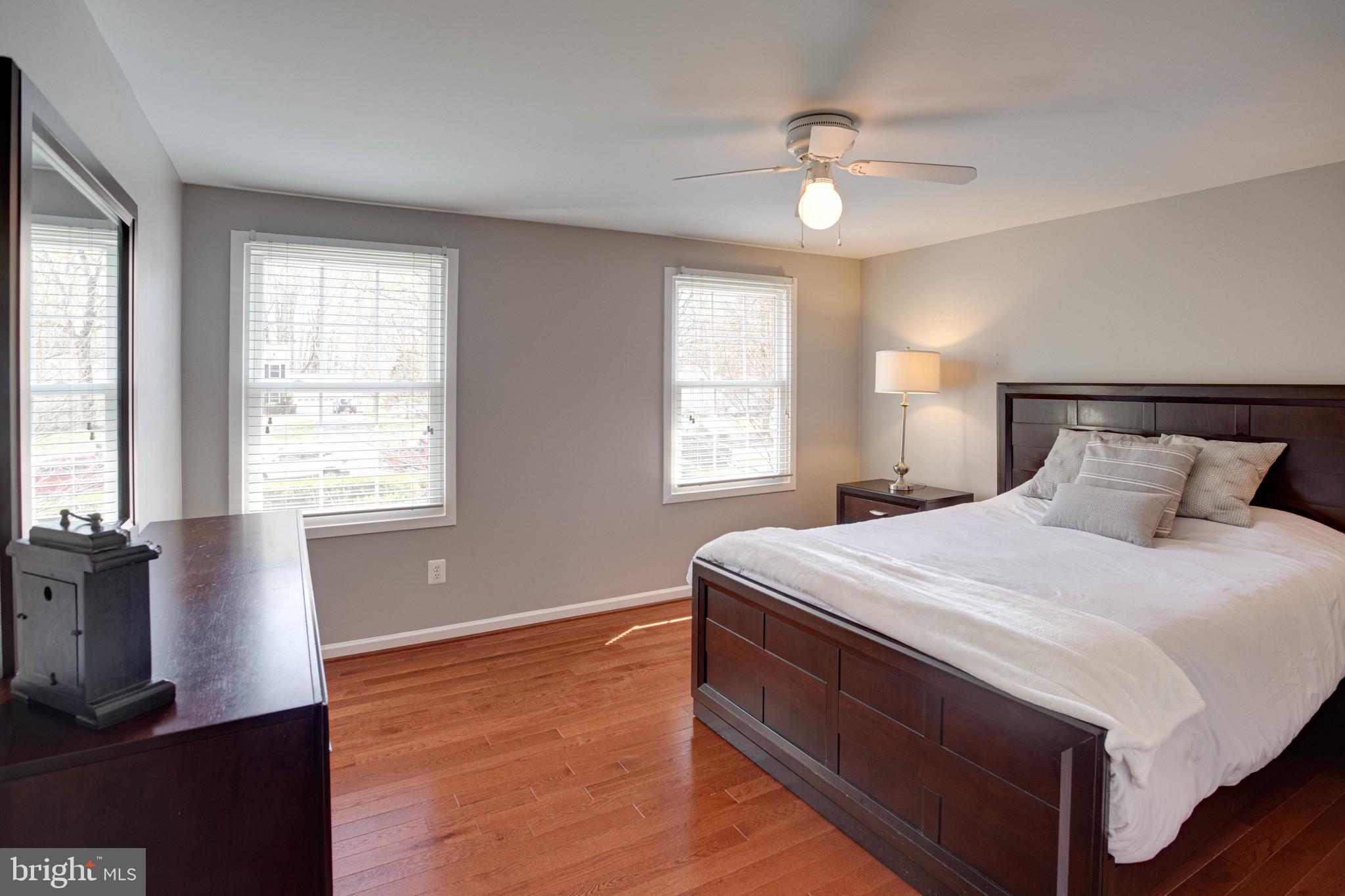 11946 Appling Valley Road Fairfax, VA 22030 - Photo 34 of 58 Another view of bedroom 3