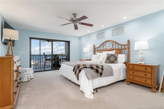 $4,000 | 415 Northwest North River Drive, Unit 302, Stuart, FL 34994