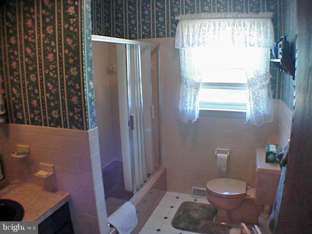 413 Parkwynne Road Lancaster, PA 17601 - Photo 5 of 15 Gallery Image 5