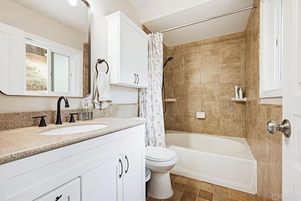 42326 Agena Street Temecula, CA 92592 - Photo 25 of 36 FRESH PRIMARY BATH