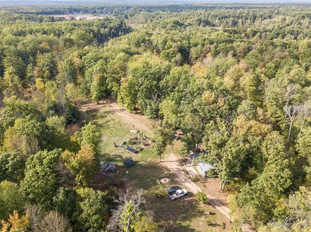 $220,000 | 3747 220th Avenue, Morley, MI 49336