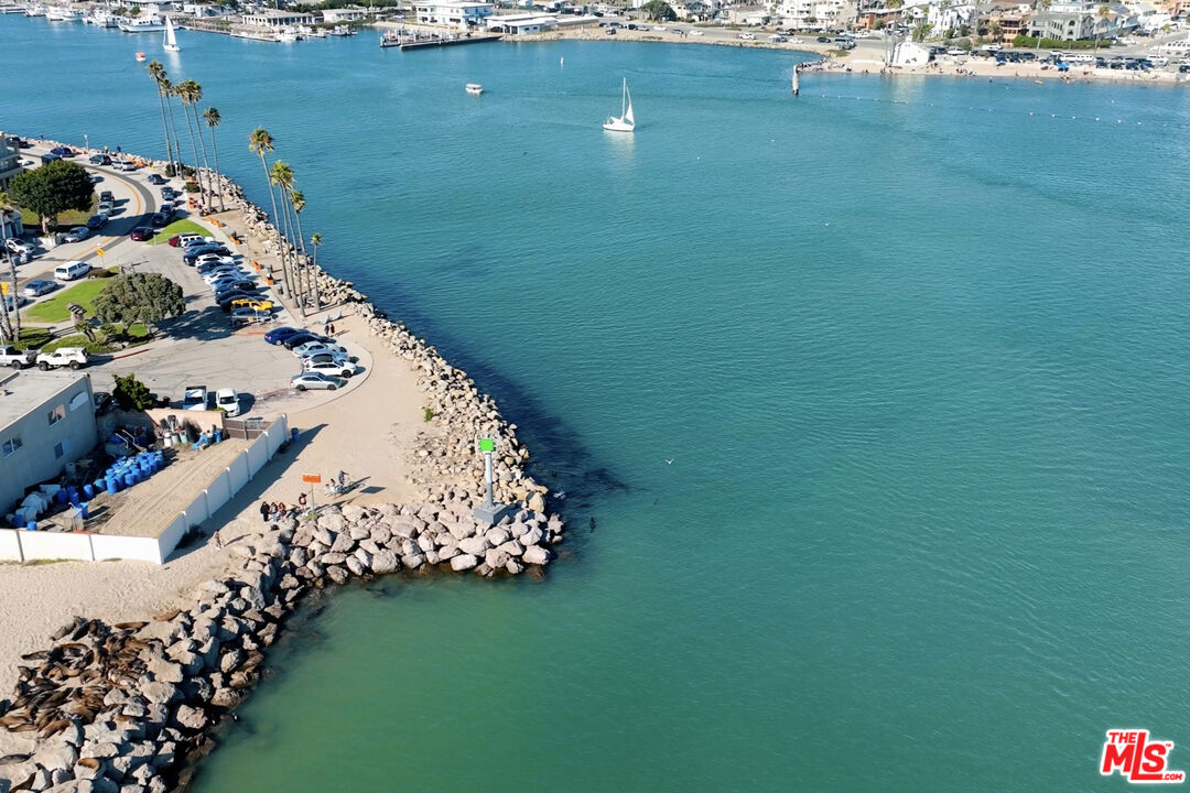 336 Highland Drive Oxnard, CA 93035 - Photo 19 of 25 a view of a golf course with a lake