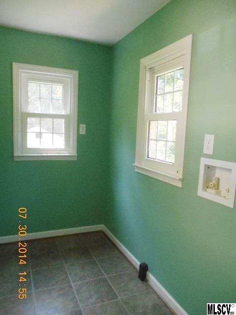 442 Settlemyre Road Morganton, NC 28655 - Photo 3 of 13 Gallery Image 3