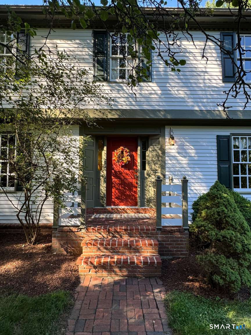 276 Stratton Brook Road Simsbury, CT 06092 - Photo 2 of 40