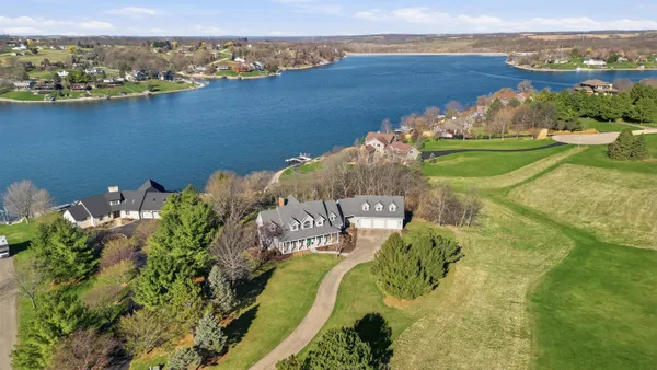 $1,390,000 | 23-48 Barrington Court, Lake Carroll, IL 61046