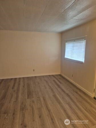 317 7th Street Southwest, Unit 3 Puyallup, WA 98371 - Photo 2 of 6 a view of a room