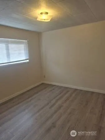 $1,625 | 317 7th Street Southwest, Unit 3, Puyallup, WA 98371
