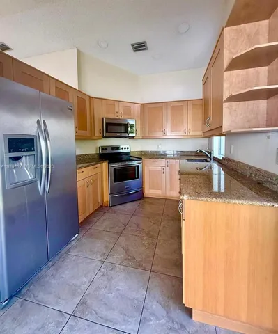 $589,000 | 1321 Seagrape Circle, Weston, FL 33326