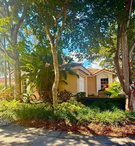 $589,000 | 1321 Seagrape Circle, Weston, FL 33326