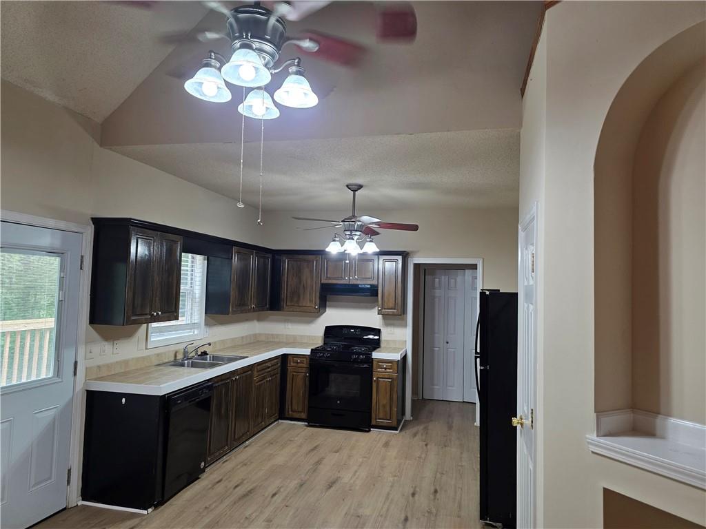 4115 South Laurel Grove Road Douglasville, GA 30135 - Photo 17 of 88